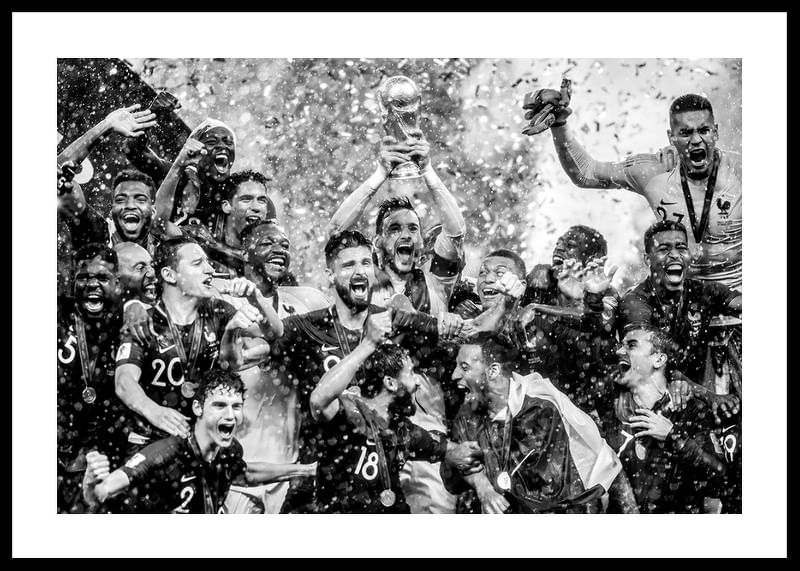 Francúzsky futbalový tím oslavuje víťazstvo na majstrovstvách sveta v Moskve v roku 2018-12