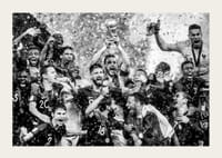 Ranskan jalkapallomaa juhlii voittoa Moskovan MM-kisoissa vuonna 2018-3