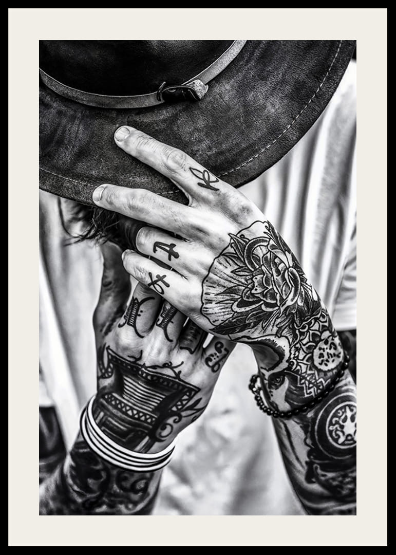Poster from the photo art category with a black and white photograph of a man with tattooed hands-12