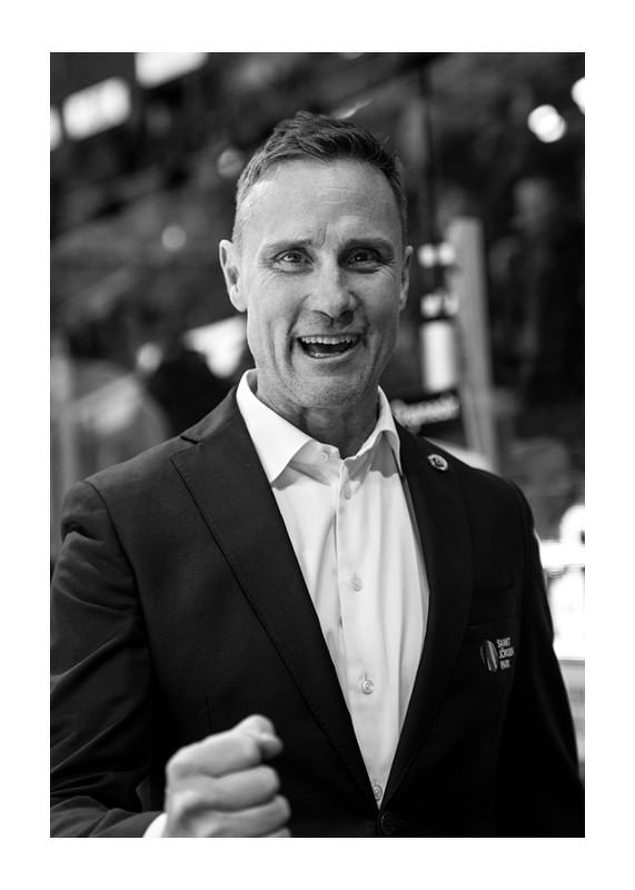 Frölunda HC Roger Rönnberg 02 B&W-12