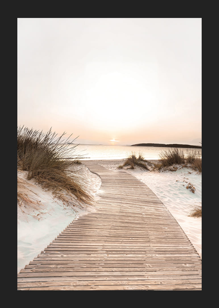 Poster med en strandväg bland sanddyner i solnedgång-12