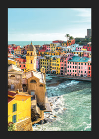 Poster med ett färgstarkt fotografi på Vernazza vid kusten-5