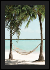 Plakat med et fotografi av en hengekøye mellom to palmer på en vakker strand-4