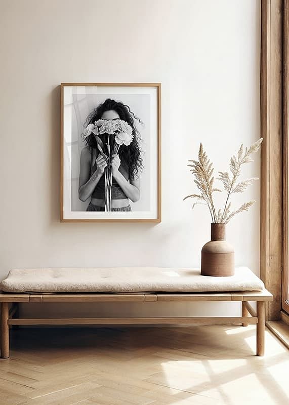 Poster femeie flori bratara Coco Chanel-12