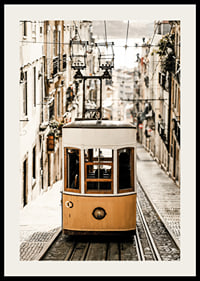 Poster con un tram a Lisbona-2