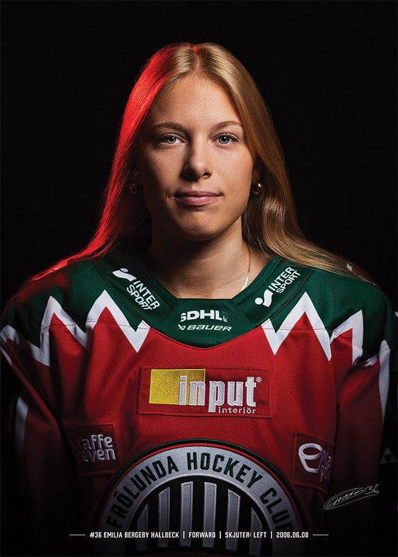 Emilia Bergeby Hallbeck #36 Frölunda HC 2024/2025-12