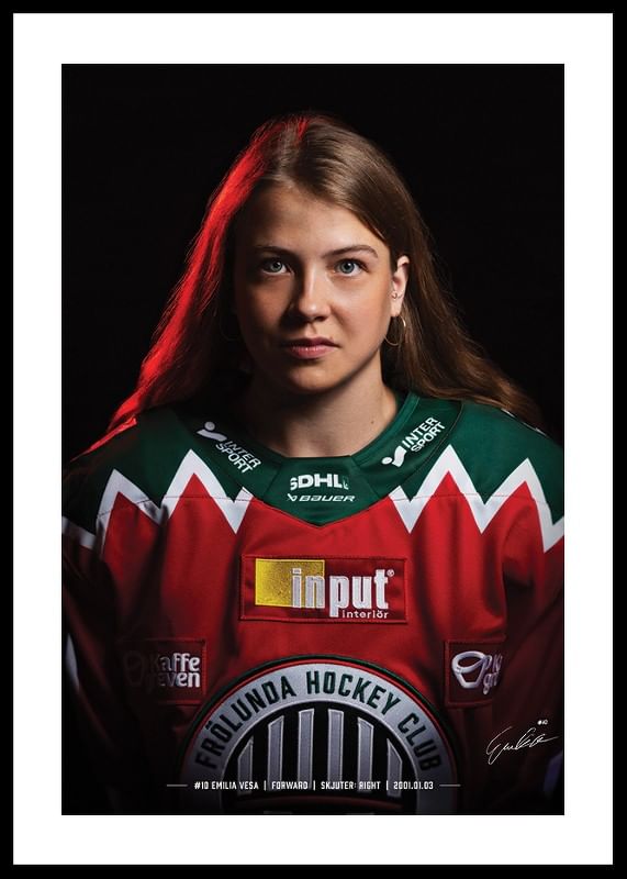 Emilia Vesa #10 Frölunda HC 2024/2025-12