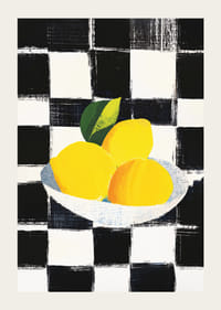 Poster con un dipinto di limoni su uno sfondo a scacchi bianco e nero-3