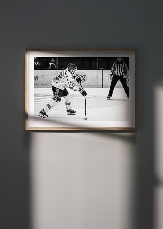 Poster Max Veronneau 2021 02 Leksands IF crossfade