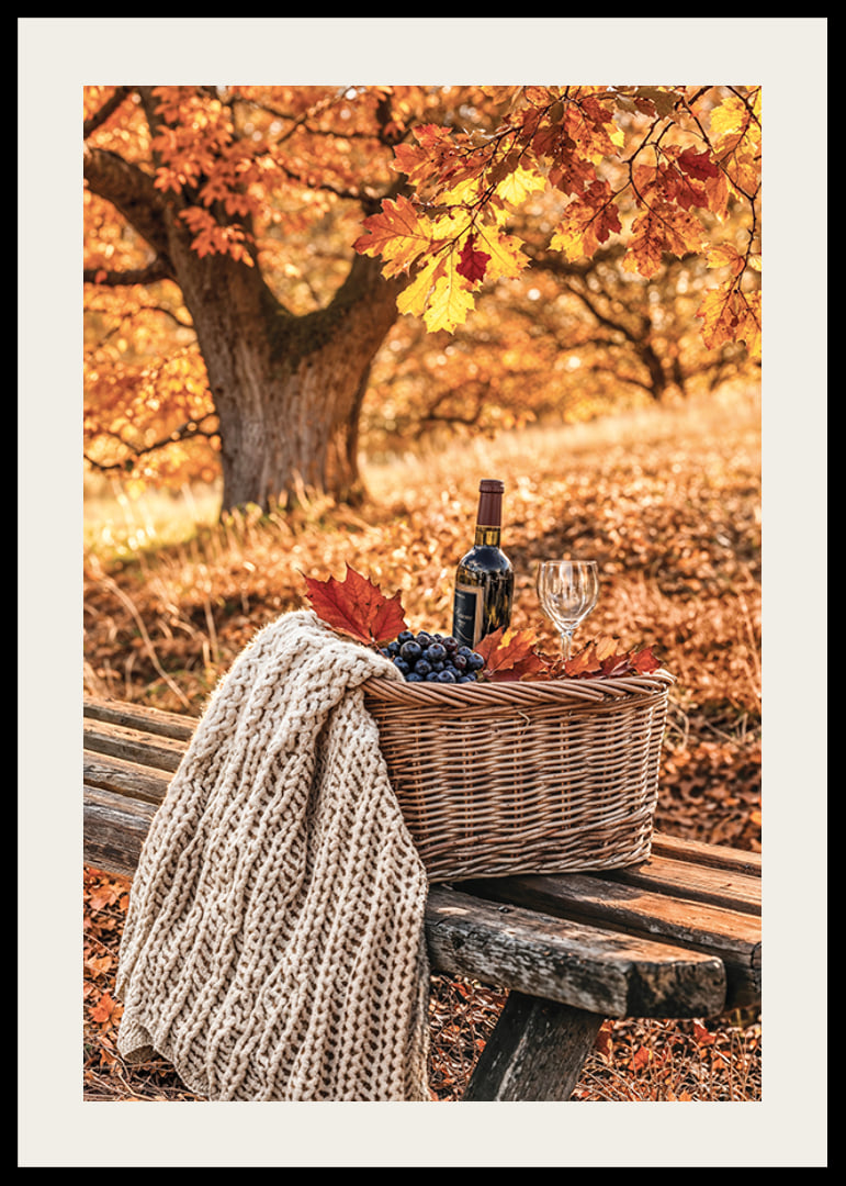 Poster med en bild på en picknick-korg med vin och druvor i höstmiljö-12