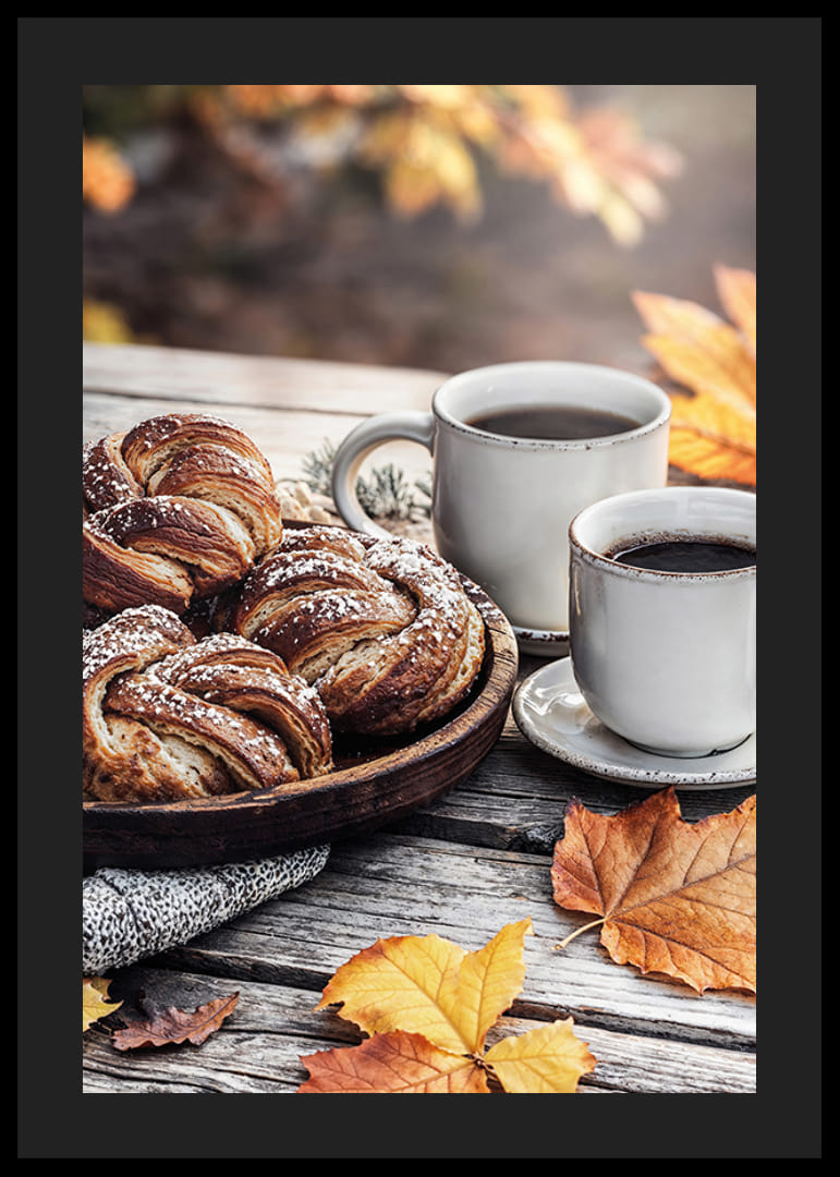 Poszter őszi kávéval, kávéval és fahéjas zsemlével-12