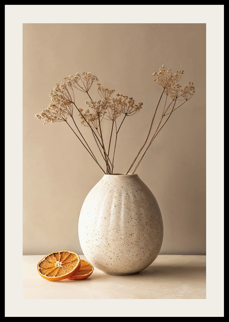 Poster med en rustik vas med torkade blommor-12