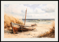 Plagát so starou drevenou loďou spočívajúcou na piesku pri mori-2