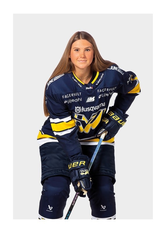 Teghan Inglis Tea #27 HV71 2024/2025-12