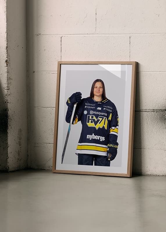Poster Klara Seroiszkova #19 HV71 2024/2025 crossfade