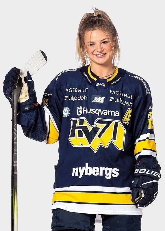 Kennedy Bobyck #22 HV71 2024/2025-12