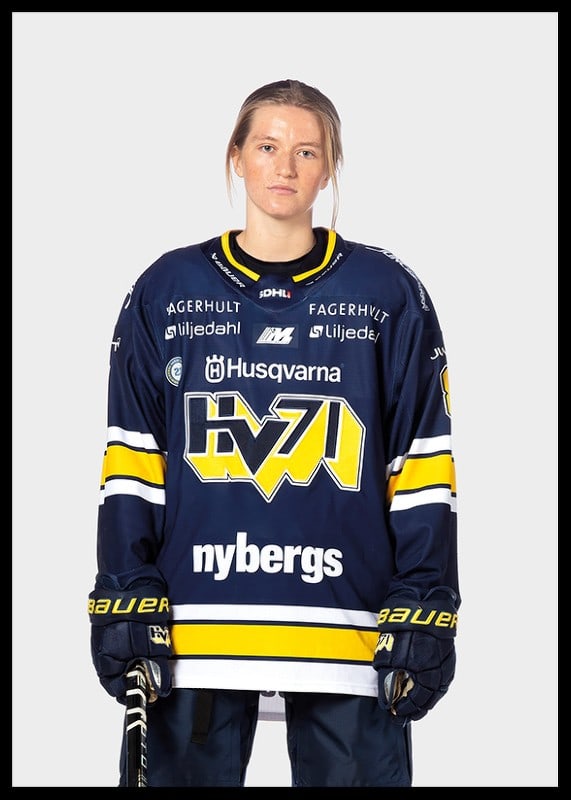 Hilda Svensson #8 HV71 2024/2025-12