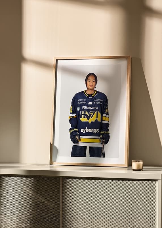 Poster Ella Lind #24 HV71 2024/2025 crossfade