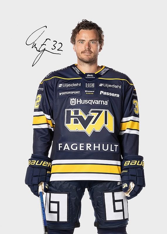 Oscar Engsund #32 HV71 2024/2025-12