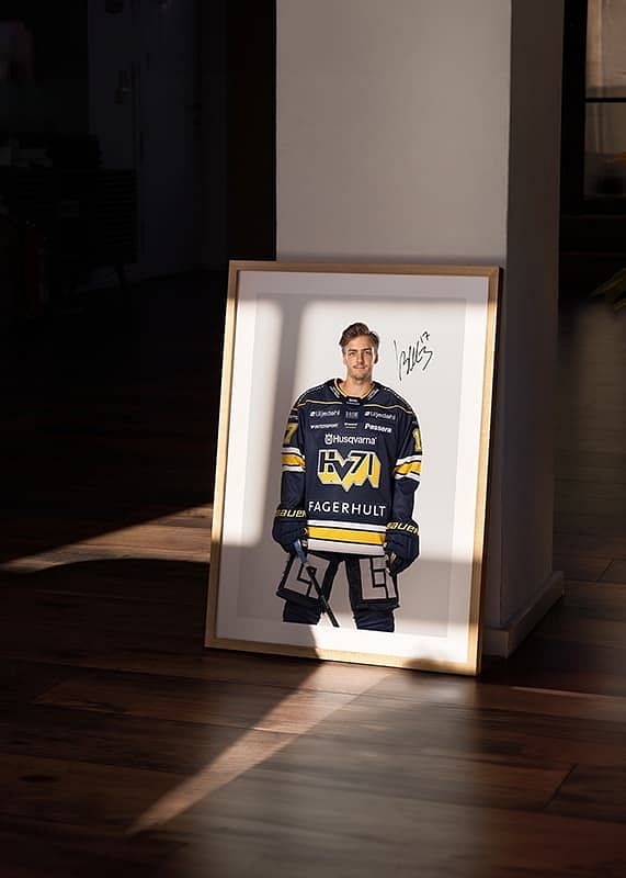 Oscar Fisker Moelgaard #24 HV71 2024/2025-12