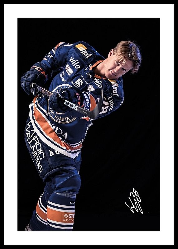 Hugo Gustafsson #28 Växjö Lakers 2024/2025-12