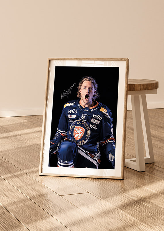 Poster Karl Henriksson  #24 Växjö Lakers 2024/2025 crossfade