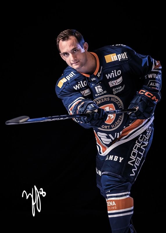 Zach Giuttari #8 Växjö Lakers 2024/2025-12