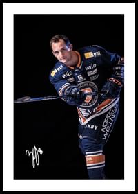 Zach Giuttari #8 Växjö Lakers 2024/2025-0