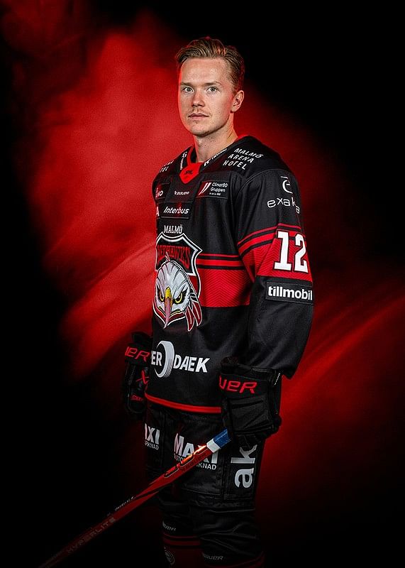 Linus Öberg #12 Malmö Redhaws No1 2024/2025-12