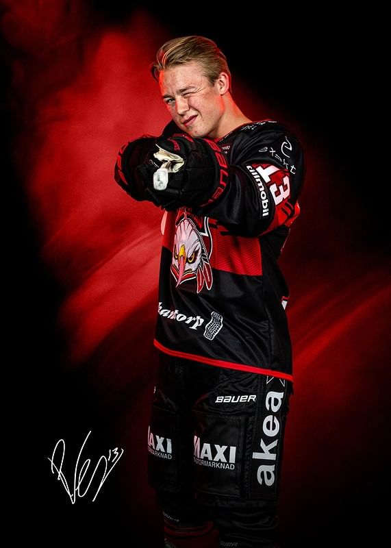 Petter Vesterheim #13 Malmö Redhaws No2 2024/2025-12