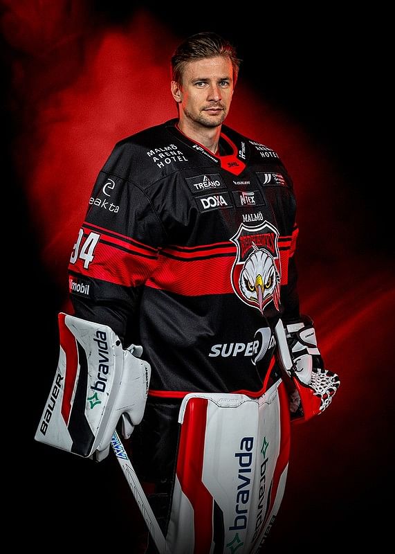 Marek Langhamer #94 Malmö Redhawks No1 2024/2025-12