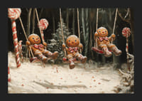 Ein Weihnachtsposter mit Lebkuchenfiguren, die in einem magischen, schneebedeckten Süßigkeitenwald schwingen.-5