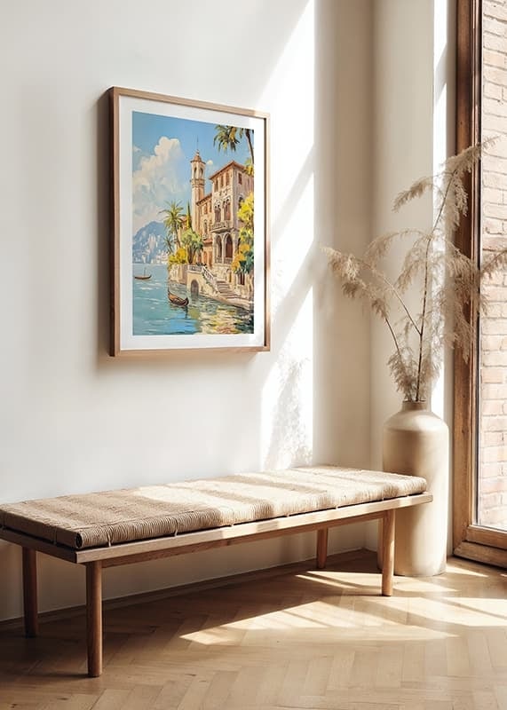 Ein Poster mit einer sonnenverwöhnten mediterranen Villa am glitzernden Meer-12
