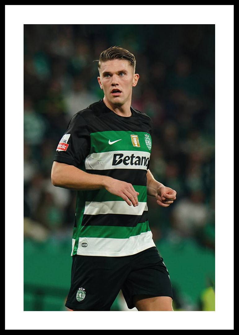 Viktor Gyökeres Sporting CP Football-12