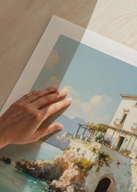 Ein Poster mit einer bezaubernden mediterranen Villa am kristallklaren Meer-9