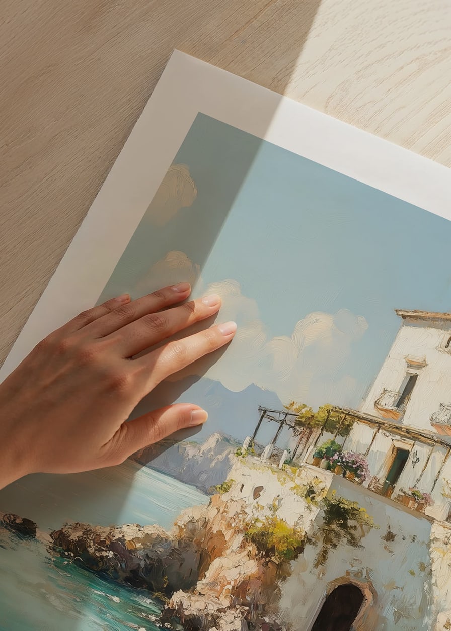 Ein Poster mit einer bezaubernden mediterranen Villa am kristallklaren Meer-12