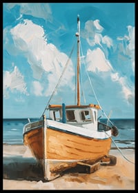 Een poster van een houten boot die rust op een zonnig strand met de oceaan op de achtergrond-6