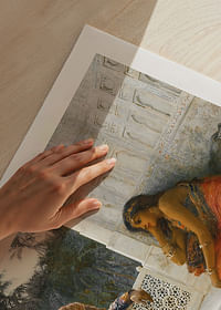 Figuren in een interieur met een palmentuin erachter door Edwin Lord Weeks-5