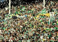 2001 Publik 01 Hammarby IF-3