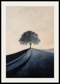 Ett stort ståtligt träd ensamt på en kulle-2