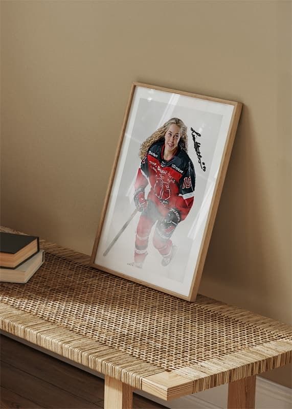 Poster Liisa Kastikainen #10 Örebro Hockey 2024/2025 crossfade