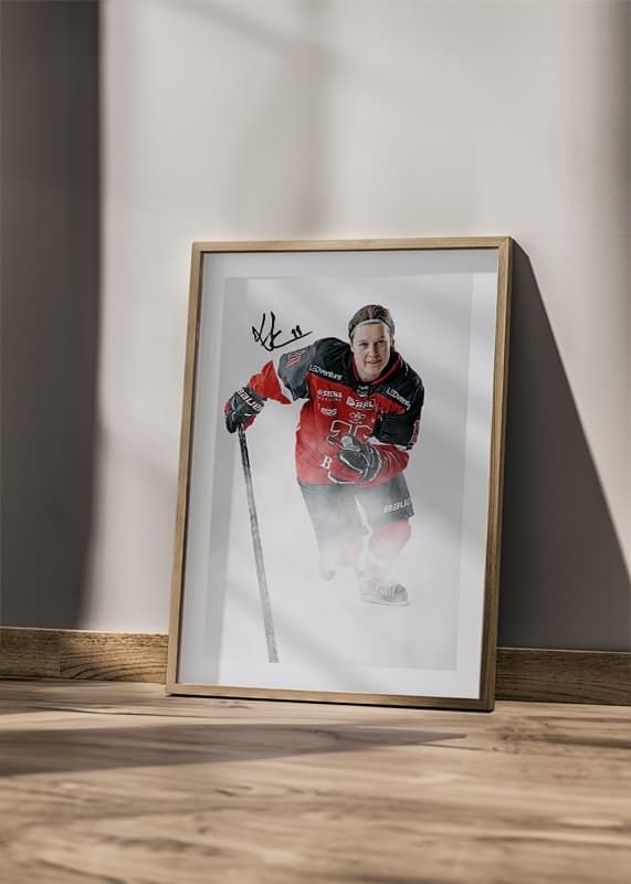 Poster Esteri Kalliomäki #11 Örebro Hockey 2024/2025 crossfade