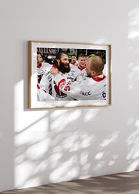 Emil Kåberg Och Johan Wiklander Jublar Örebro Hockey-4