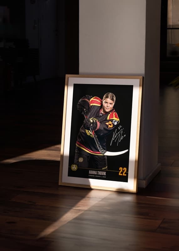 Poster Hanna Thuvik #22 Brynäs IF 2024/2025 crossfade