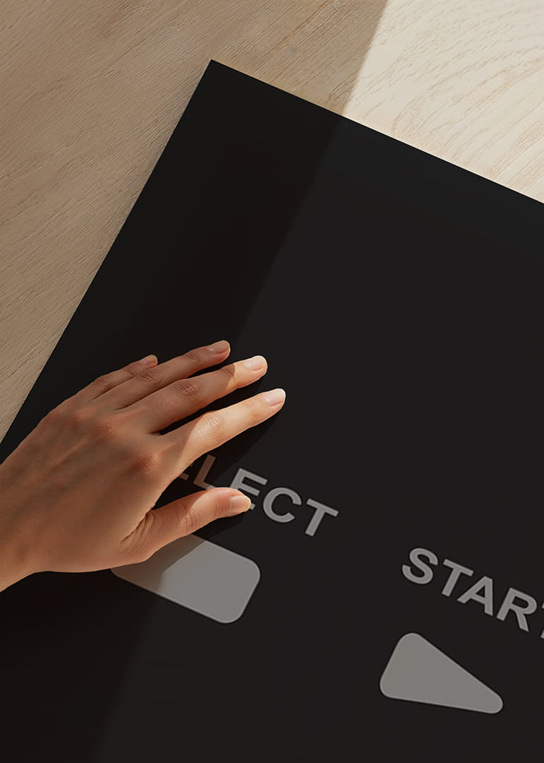 Ein Poster mit den Schaltflächen „Auswählen“ und „Start“. -12