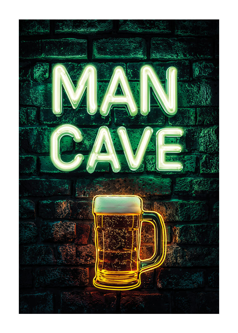Plakatas su neoniniu tekstu „Man Cave“ ir žėrinčia alaus bokalu ant kaimiškos plytų sienos-12