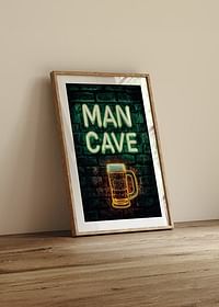 Un poster cu textul neon „Man Cave” și un pahar de bere strălucitor pe un perete rustic de cărămidă-4
