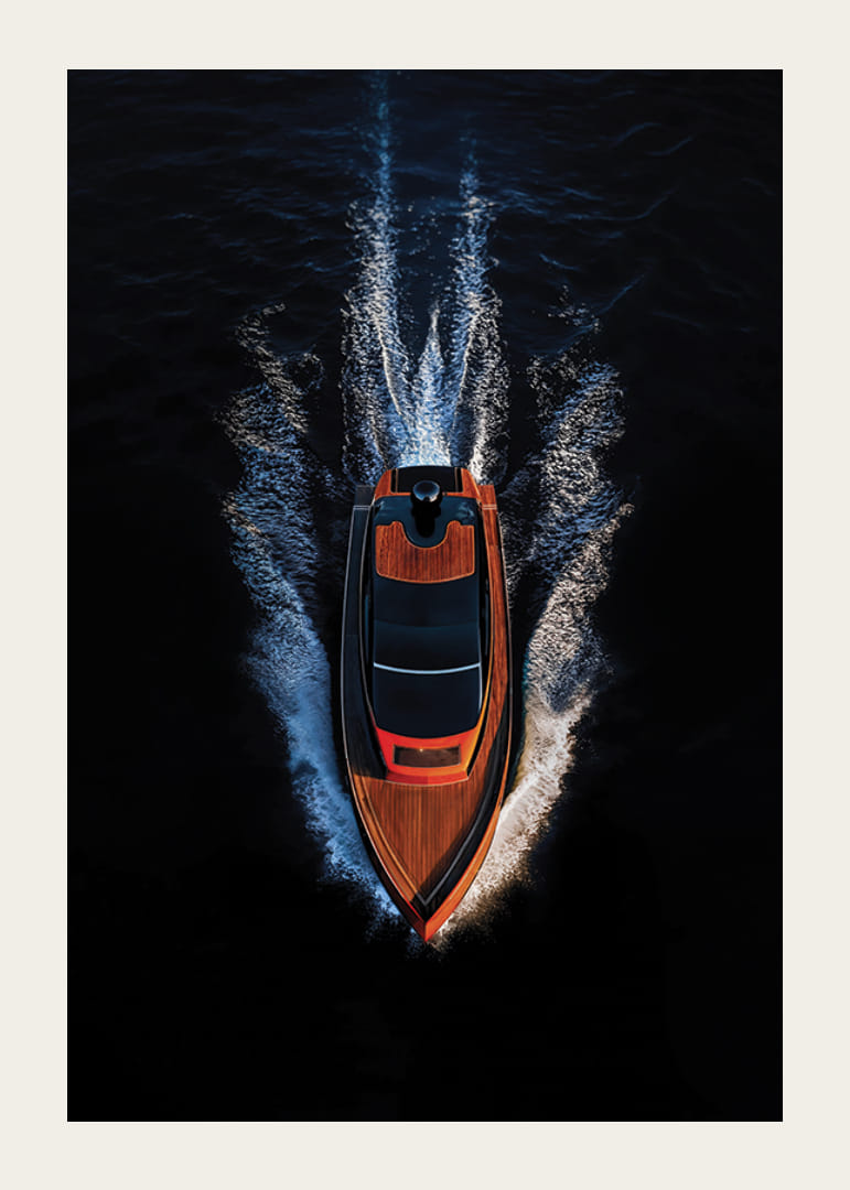 Póster con la imagen de un barco de lujo en el mar.-12