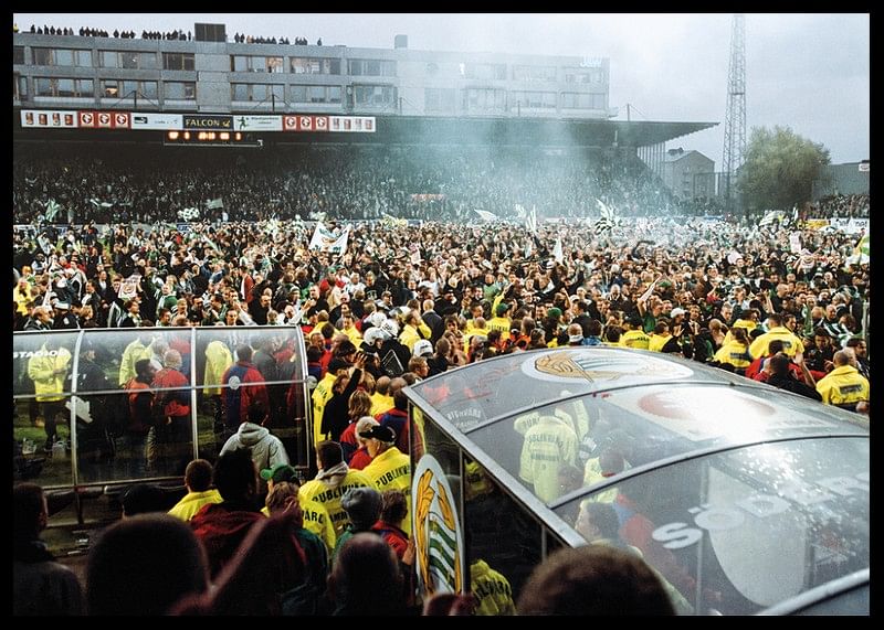 2001 Supporter Jubel Hammarby IF-12