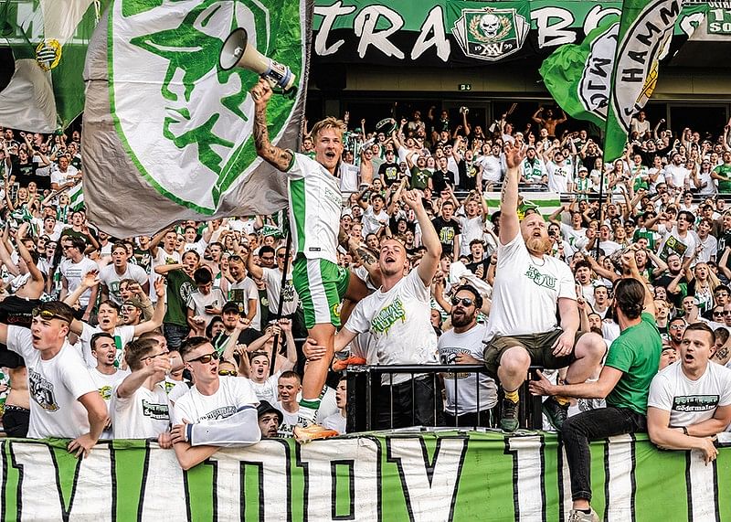 2024 Fredrik Hammar Med Supportrar Hammarby IF-12